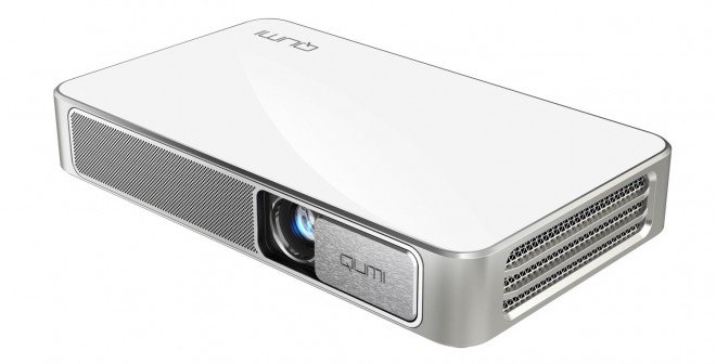 qumi-q38-is-the-full-hd-portable-projector-with-integrated-battery-3.jpg